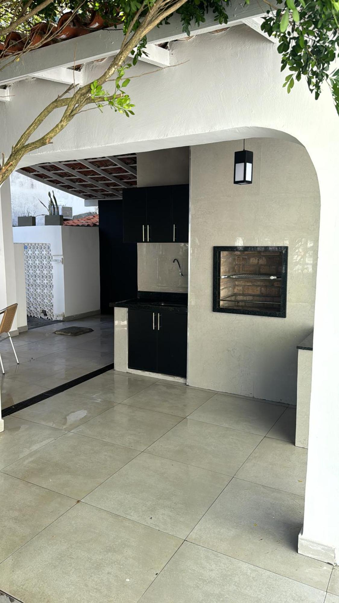 POUSADA e HOSTEL ARAUNA Cabo Frio Esterno foto